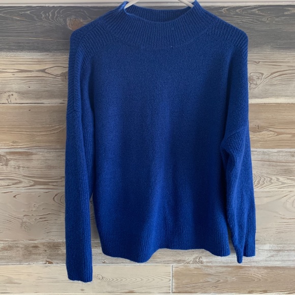 Time and Tru sweater